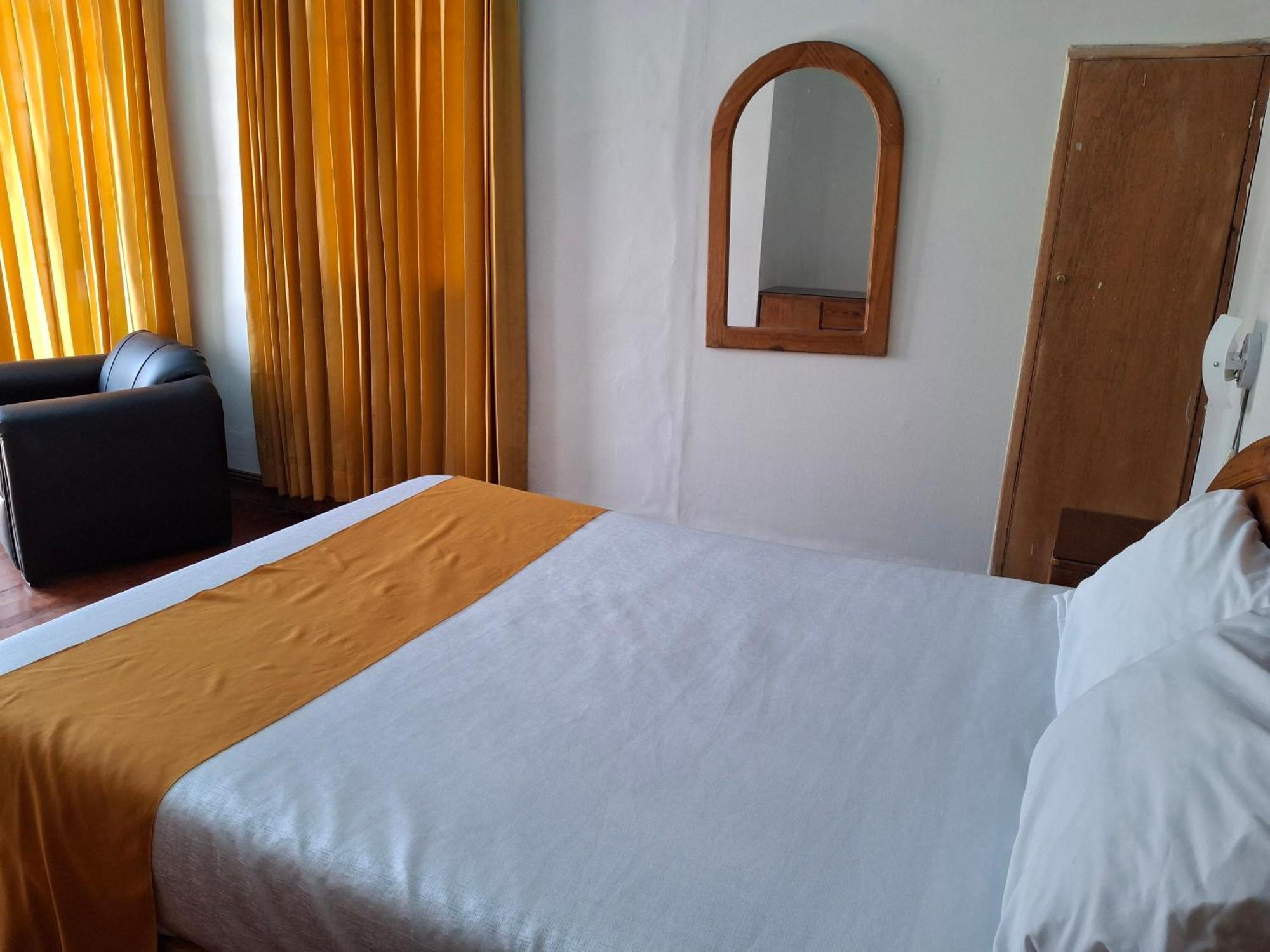 Hostal Lluvia De Oro Арекипа Экстерьер фото