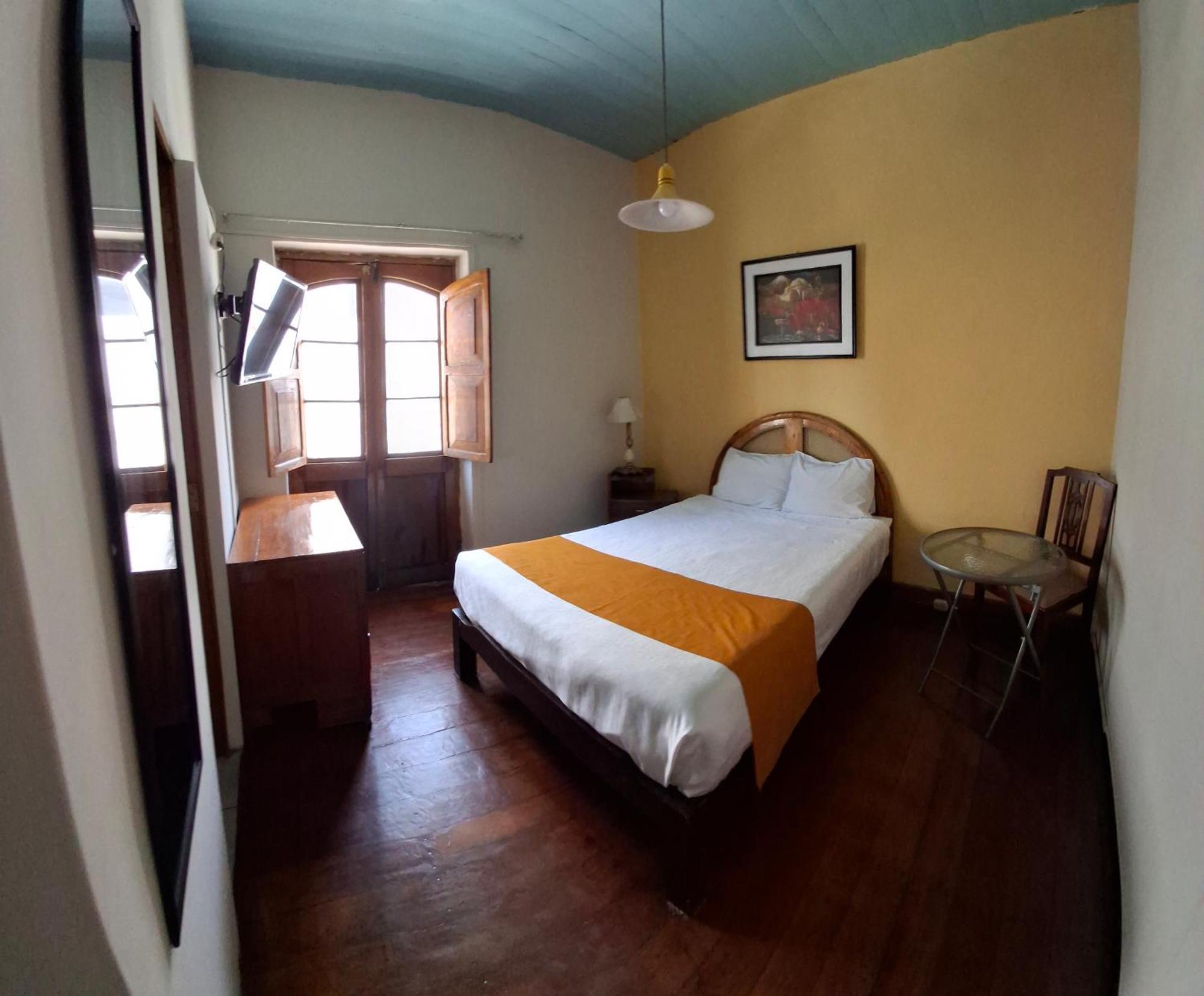 Hostal Lluvia De Oro Арекипа Экстерьер фото